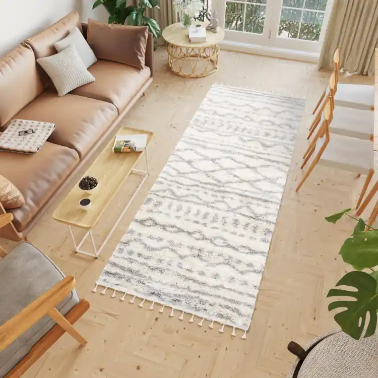 Covor modern crem cu ciucuri | Ultimele produse