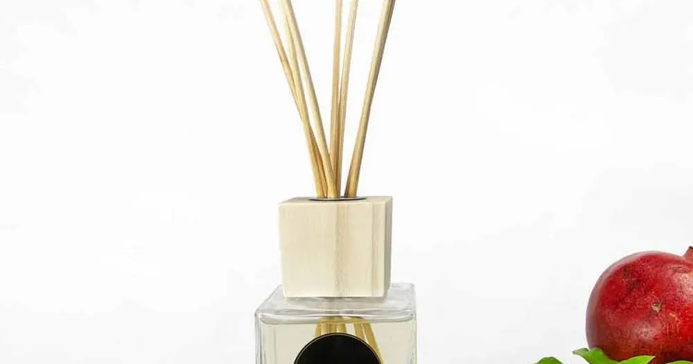 Reducere exclusivă | Parfum de rodie 200 ml cu bastoane - Soledipantelleria