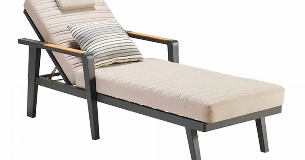 Sezlong din aluminiu și cotiere din tec cu tetieră - Moira | Gata de expediere