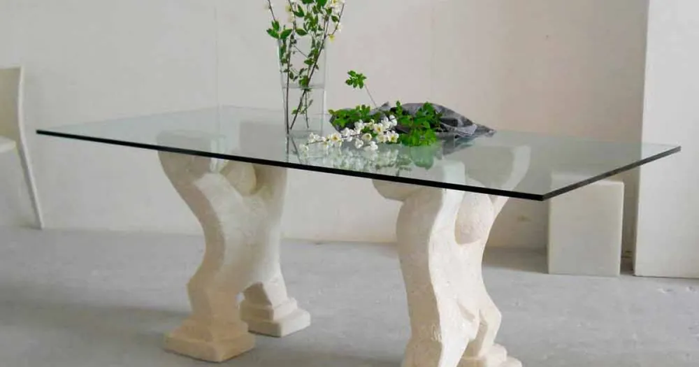 Produs apreciat - masă de piatră și de cristal design modern Medusa
